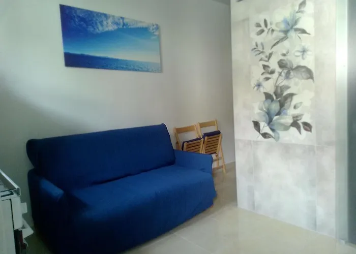 Bed & Breakfast Sea&blue Sky 1-a